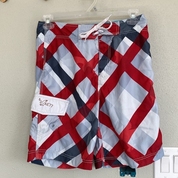 American Eagle board shorts waist 30” good condition smoke-free home. - Picture 1 of 3